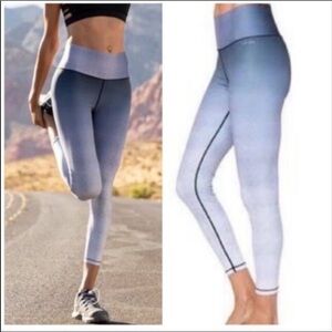 AR-33 Alpha High Waist Ombré Leggings Medium